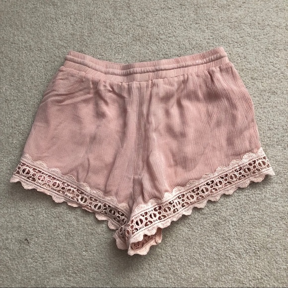 Me to We shorts bundle - Picture 7 of 7